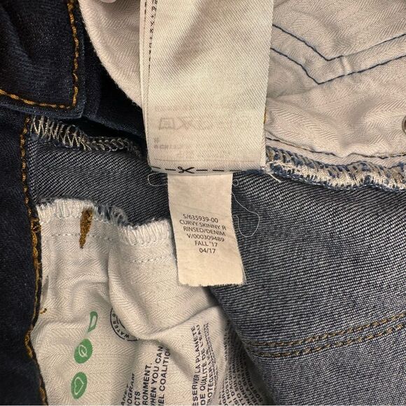 Gap Mid Rise Curvy True Skinny Jeans in Dark Rinsed Denim - Picture 7 of 7